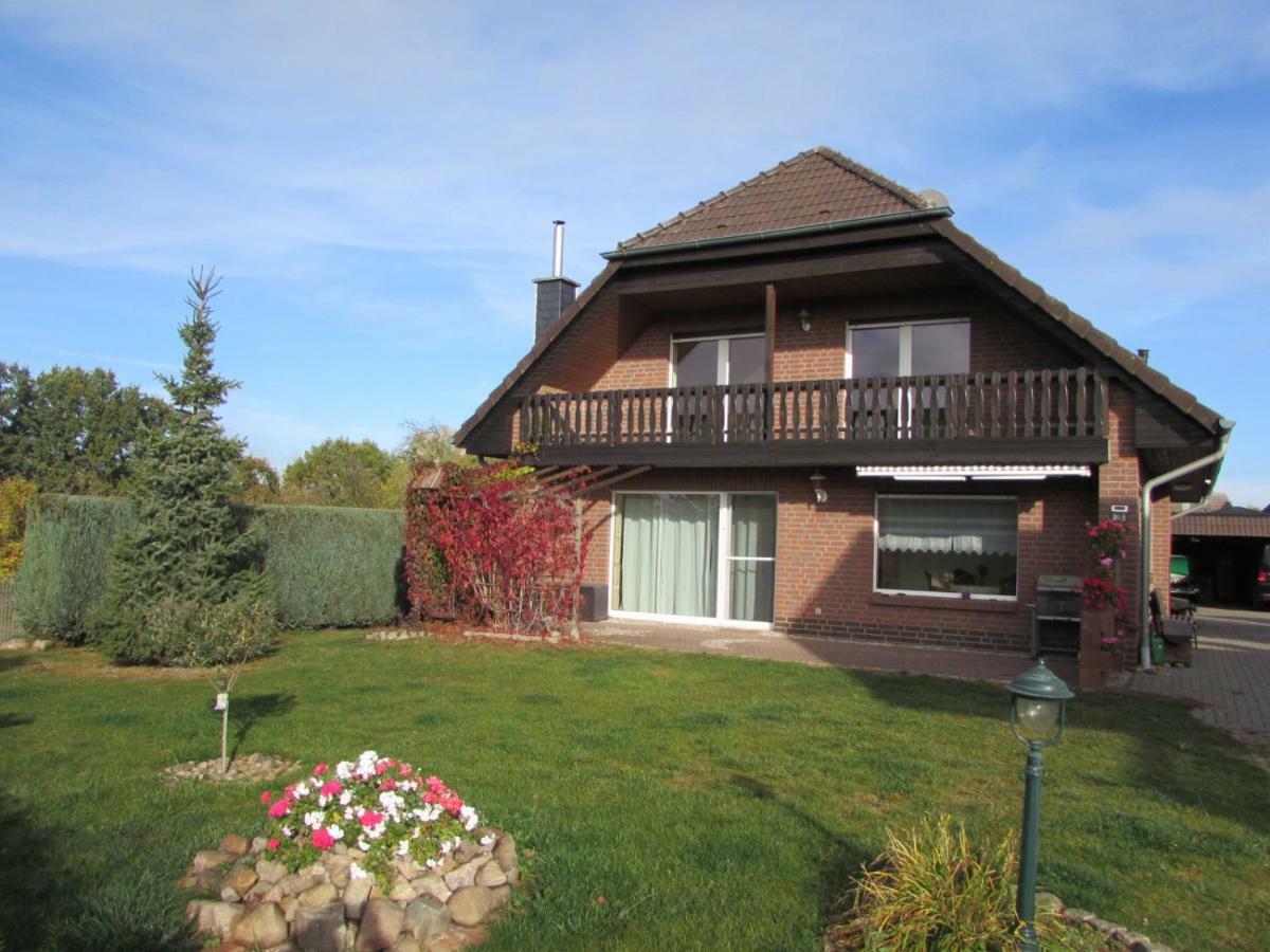 Ferienhaus Mit 2 Fewo In Mecklenburg Apartment Wesenberg Exterior photo